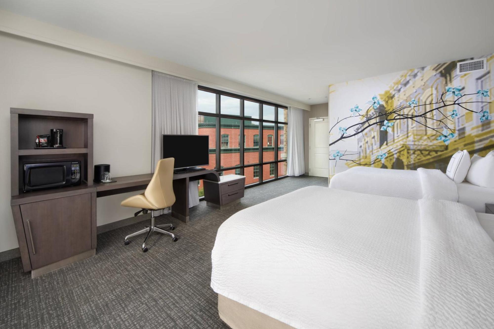 מלון Courtyard By Marriott Richmond Downtown מראה חיצוני תמונה